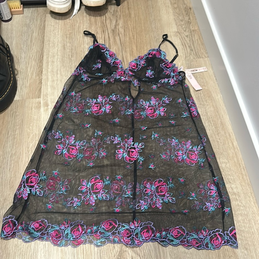 Victoria’s Secret nightgown